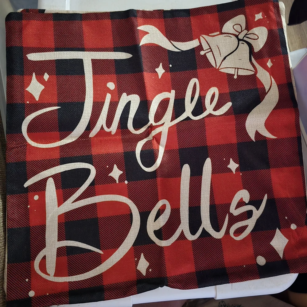 Holiday Christmas Heavy Pillow Cover 4pc Set - Red and Black Plaid